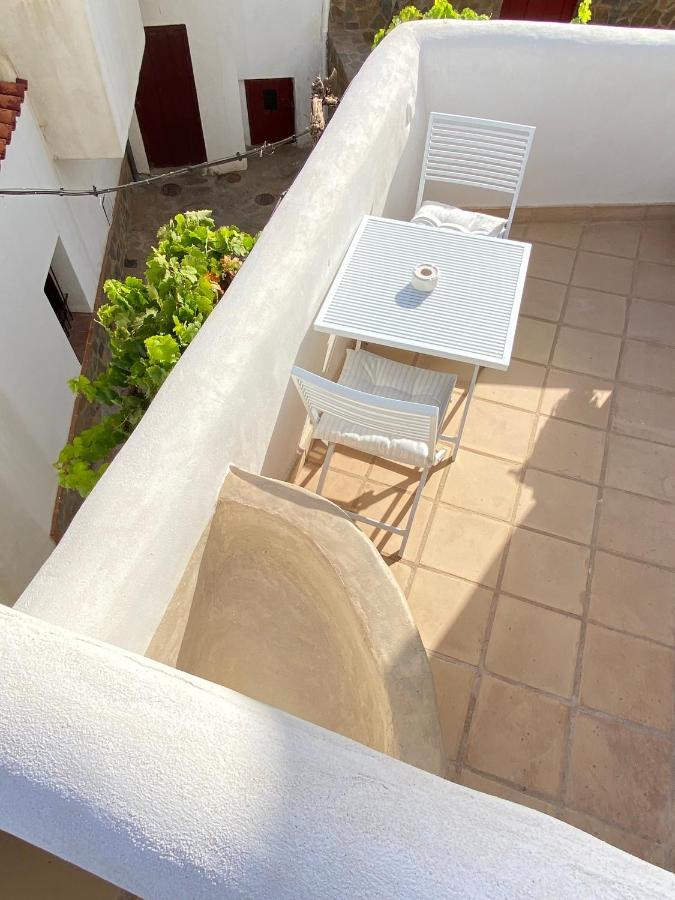 Апартаменты Renovated House In The Historic Center Мохакар Экстерьер фото